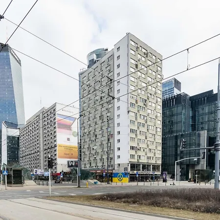 Beetroot Centre Rondo Onz 아파트 *